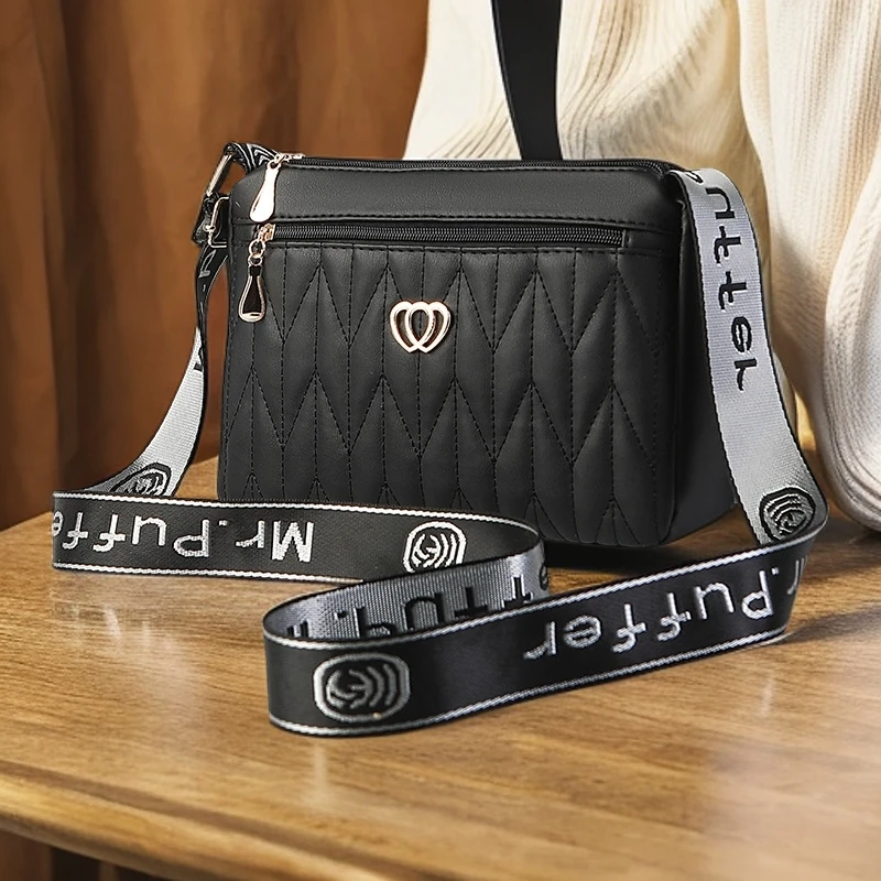 软皮小包包女士女真皮质感单肩包小方包斜挎高级女包黑色网红女包