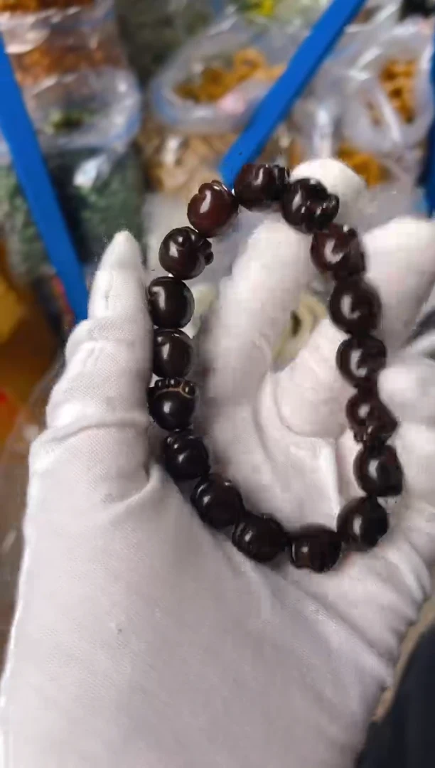 菩提根/象牙果手串a18   a18微瑕猫爪