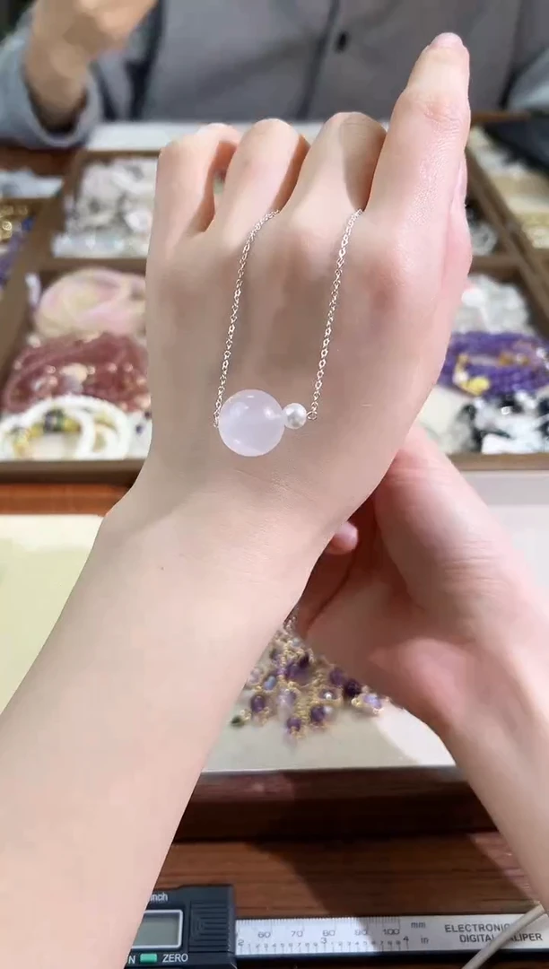 【闪购商品】水晶手链未镶嵌粉水晶吊坠天然默认微瑕多样性发货