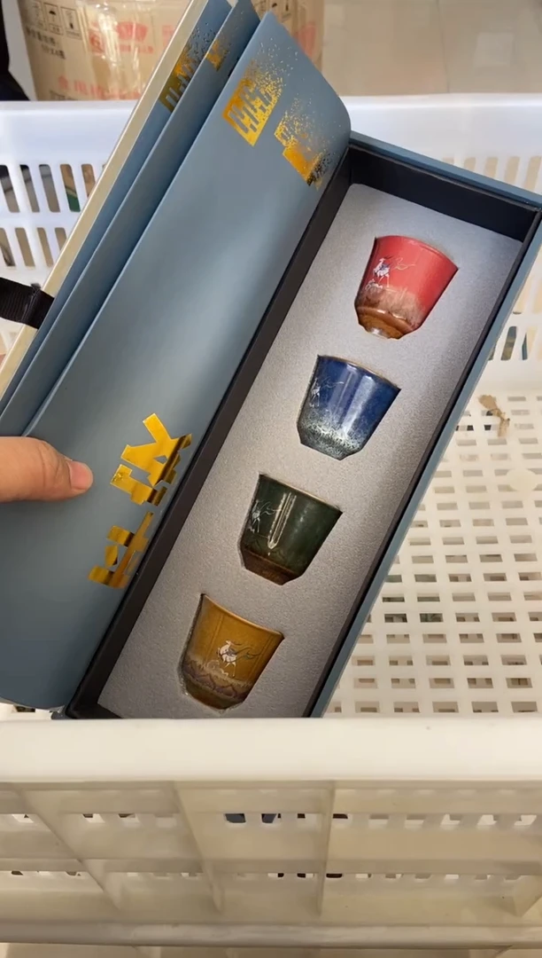 杯无运费险有瑕疵的摄影的产品有使用过的痕迹有点脏介意勿拍