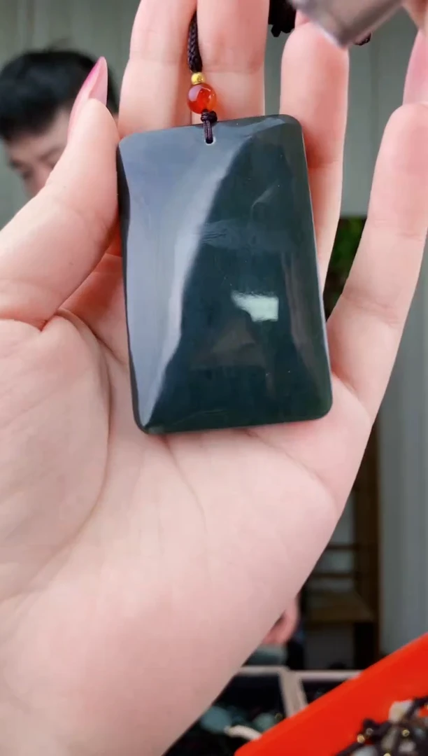 和田玉未镶嵌挂件拍一发一，多样性发货！