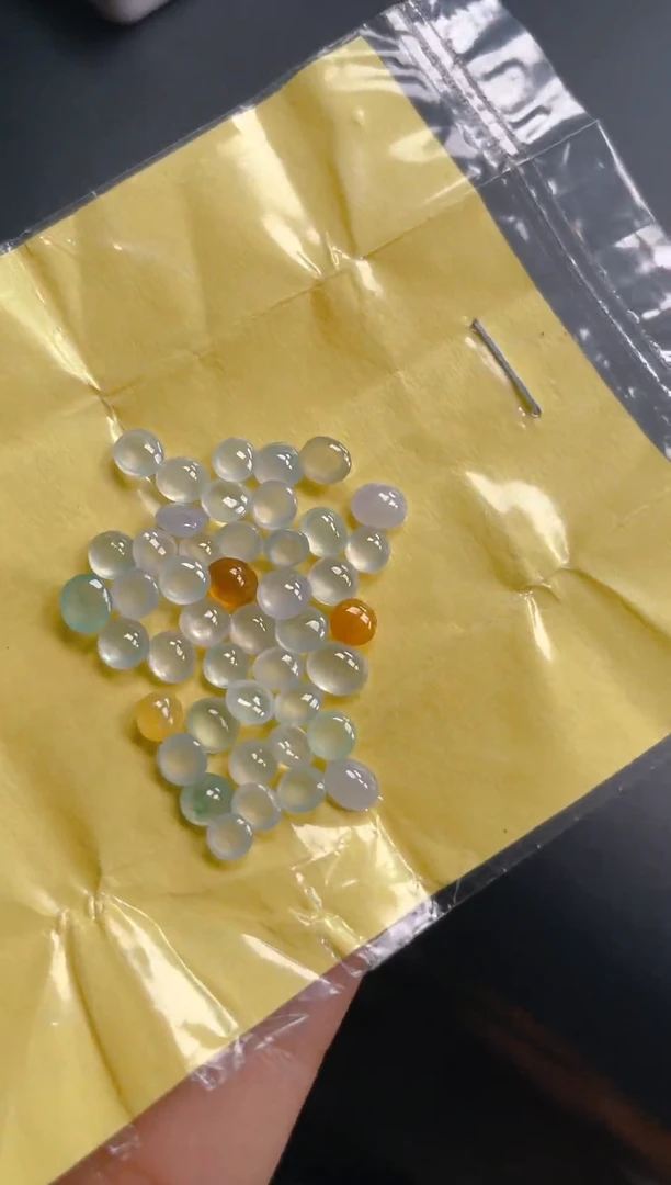 未镶嵌定制翡翠天然翡翠蛋面60