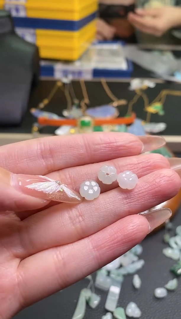 【闪购商品】翡翠颈饰未镶嵌翡翠净货28050