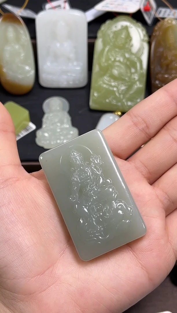 吊坠(不含链)未镶嵌和田玉且末青白 普贤9014794