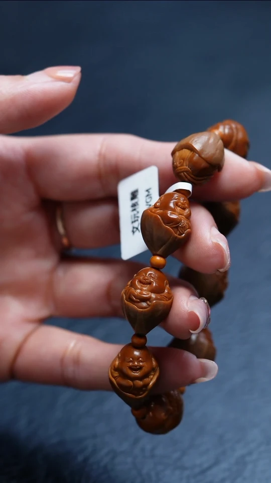 【闪购商品】橄榄核吊坠苏工橄榄核