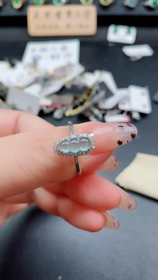 银S925镶嵌戒指翡翠1