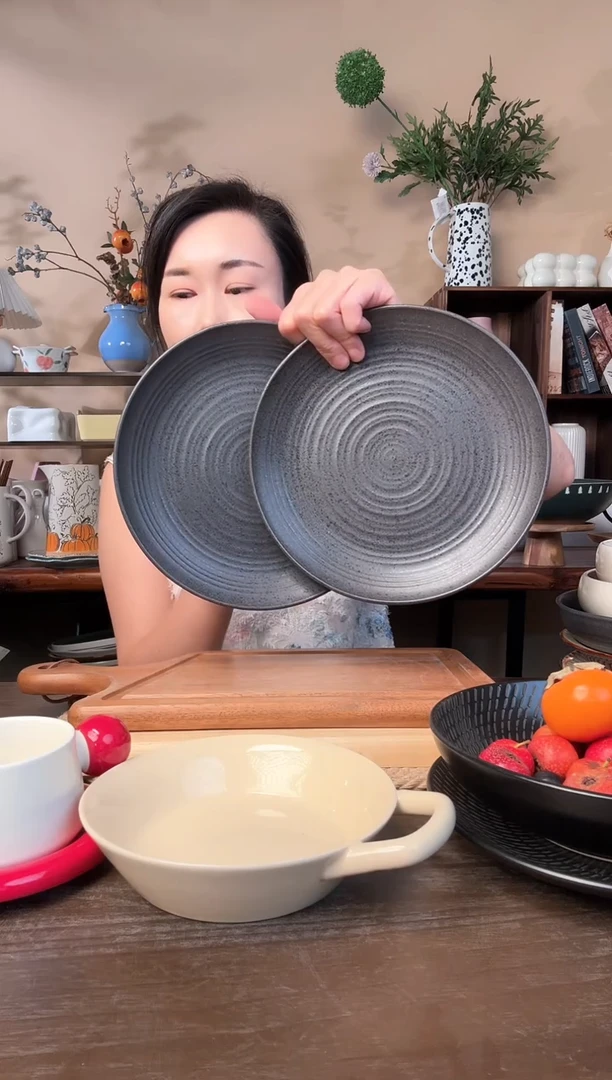 9英寸螺纹麻点盘2只微瑕