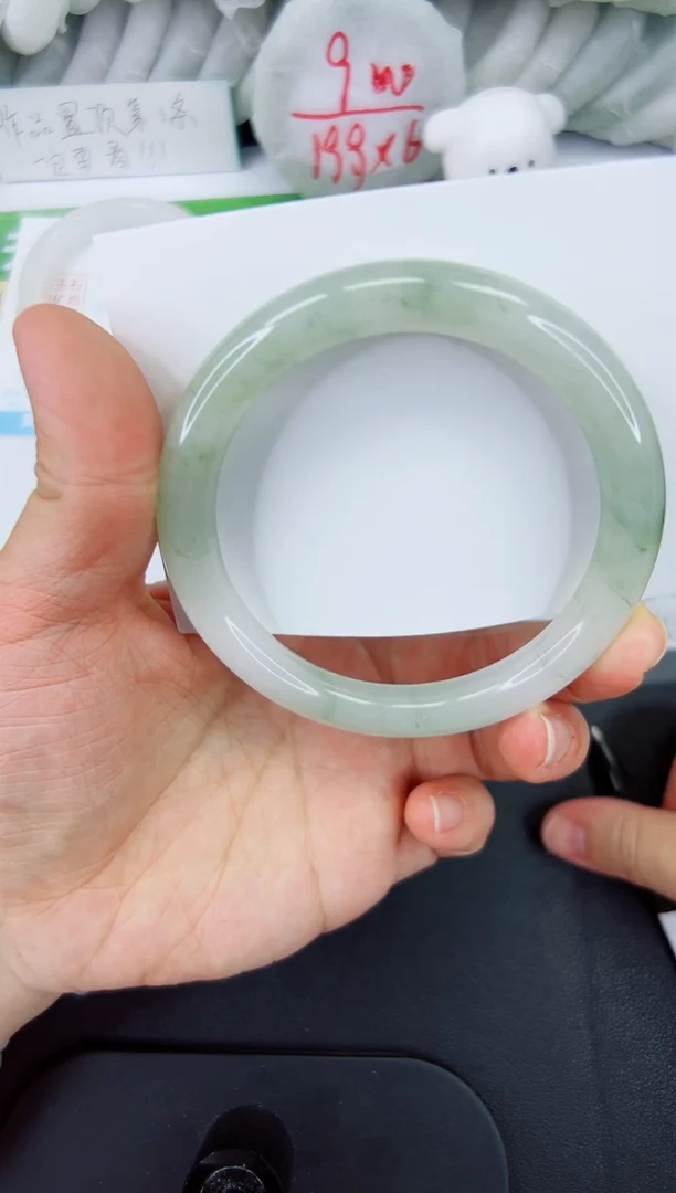 【闪购商品】石英质玉手镯未镶嵌365-63