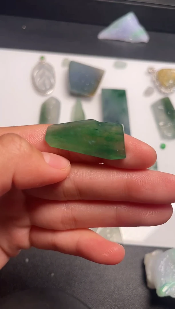 未镶嵌定制翡翠天然A货翡翠