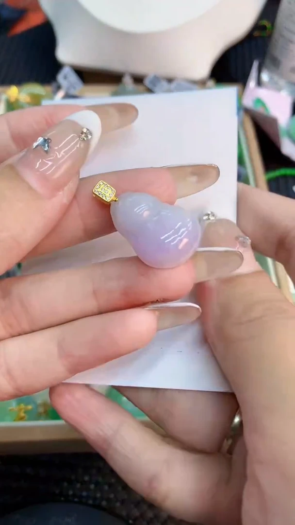 翡翠未镶嵌吊坠(不含链)1