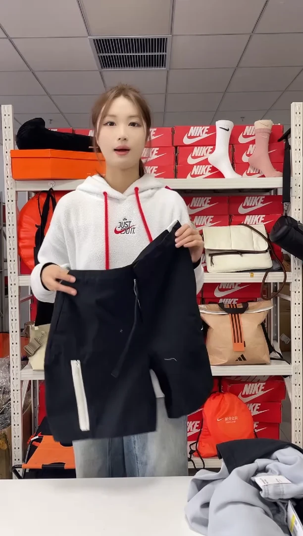 编码 141 尺码32码175 胸围衣长 直播过款正品