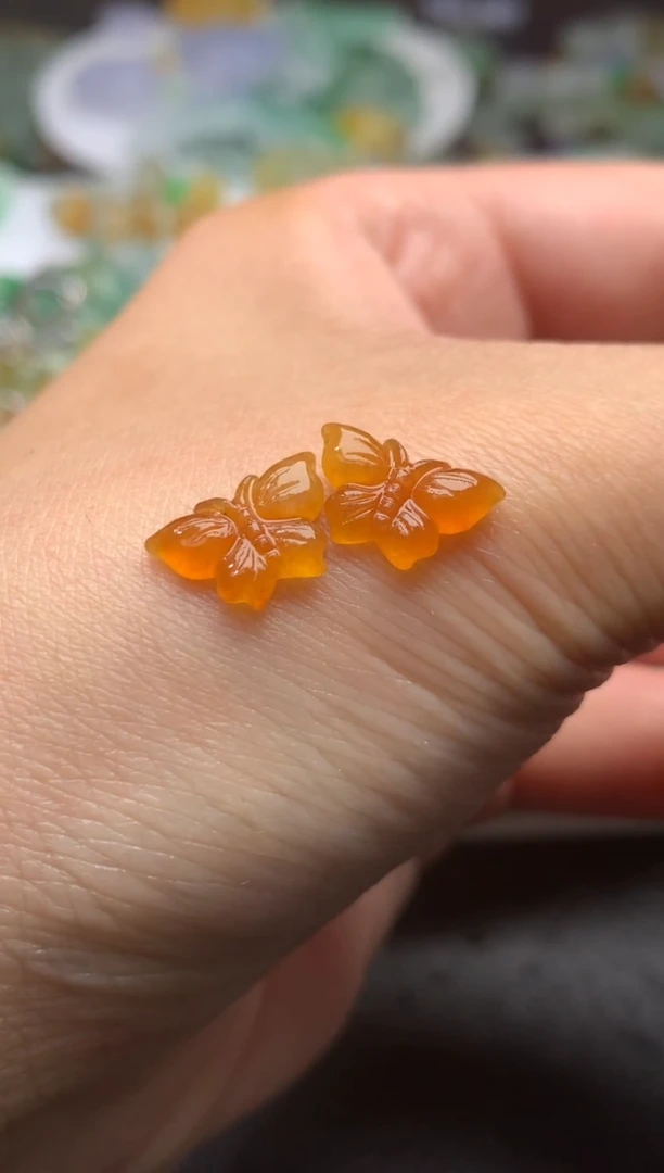 未镶嵌定制翡翠毛货  7.7-11.7-2.1