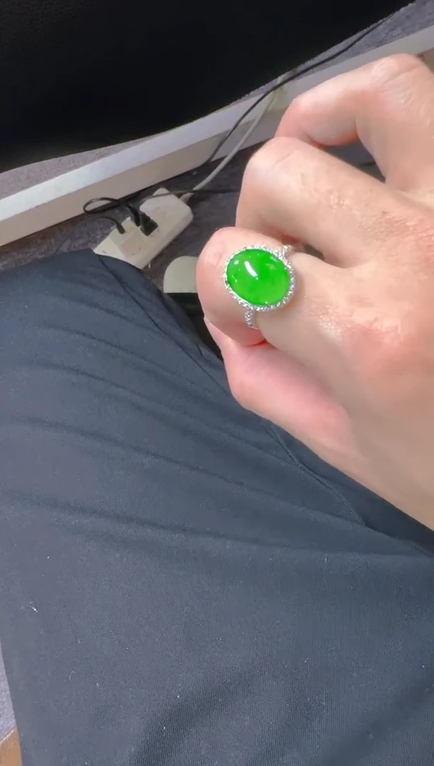 【闪购商品】翡翠戒指银S925镶嵌天然A货翡翠