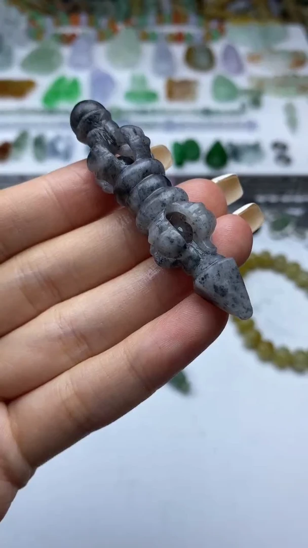 未镶嵌定制翡翠毛货定制不退不换