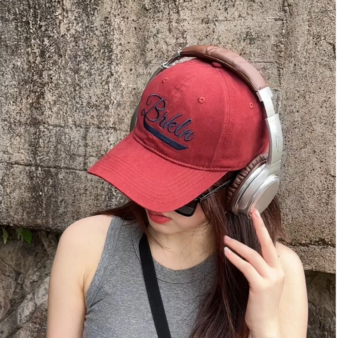 Brkln安克拉红ins棒球帽百搭鸭舌帽户外遮阳帽子韩版软顶字母刺绣