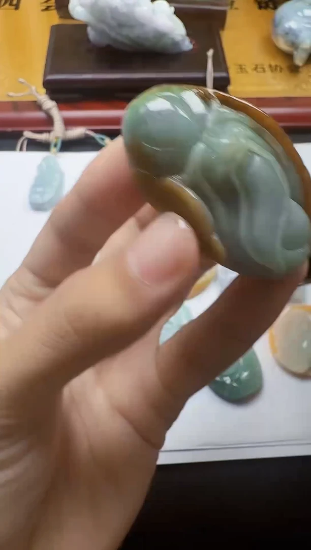 吊坠(不含链)未镶嵌翡翠1