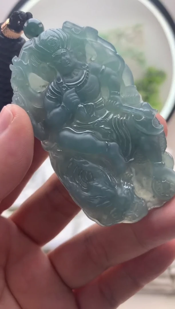 颈饰未镶嵌翡翠不动明王