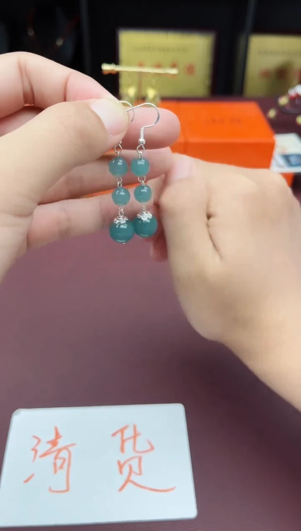 石英质玉（天山翠）银S925镶嵌耳钉224000