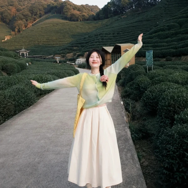 2025秋季搭配一整套女韩系小众温柔渐变色针织衫半身裙气质两件套