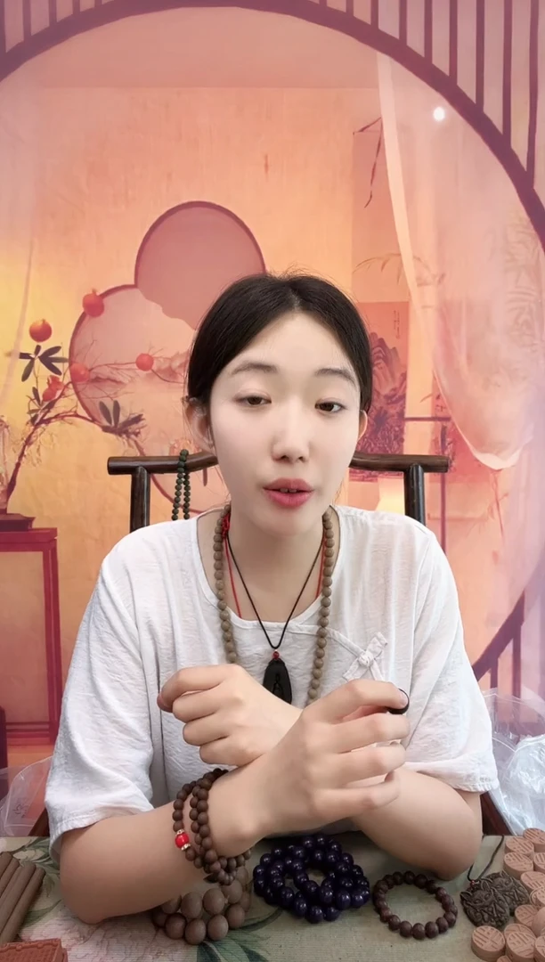 细**薇安宫香方1.5手串一个