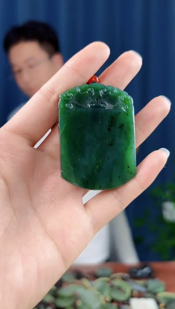 未镶嵌和田玉挂件拍一发一，多样性发货