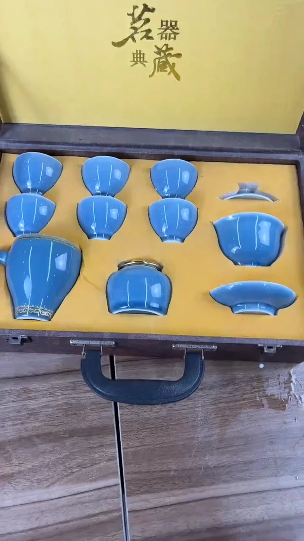 羽化高端茶具。陶瓷