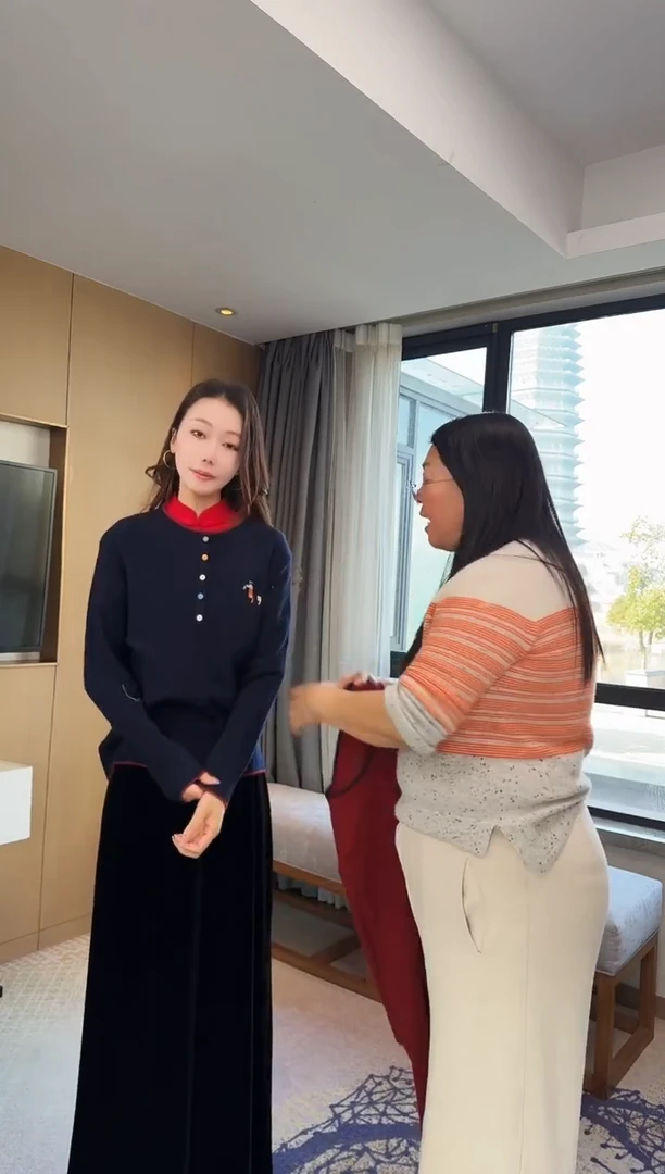 藏青色小马上衣 150斤内