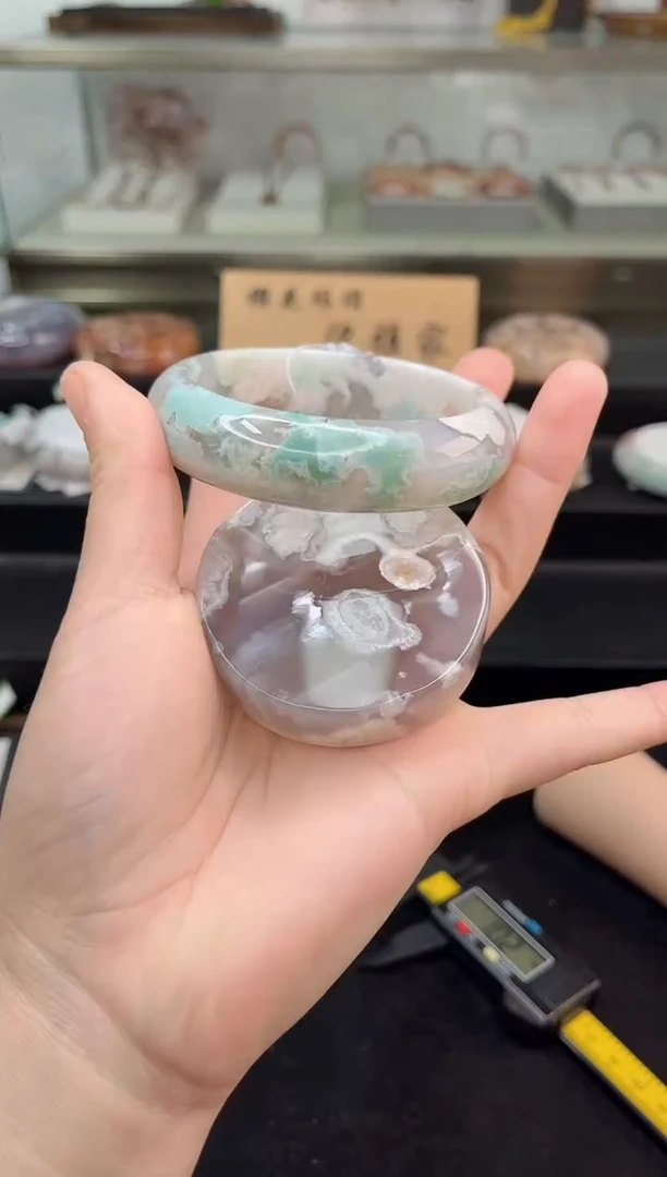 未镶嵌手镯石英质玉60圈口（赠品镯心）3S937428
