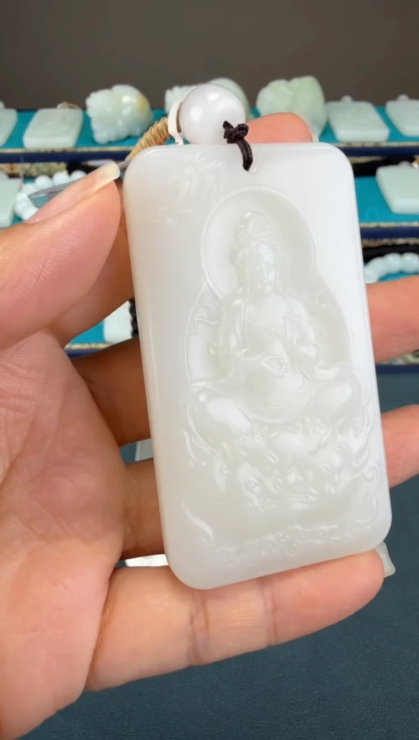 颈饰未镶嵌和田玉1