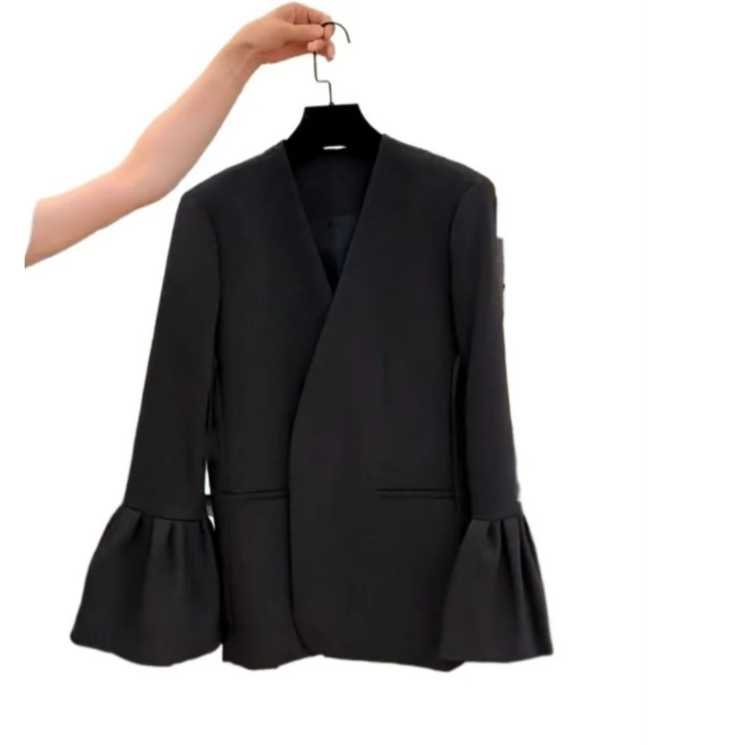 高端欧货V领西装外套2025春秋新款小众质感高级感小香风黑色上衣