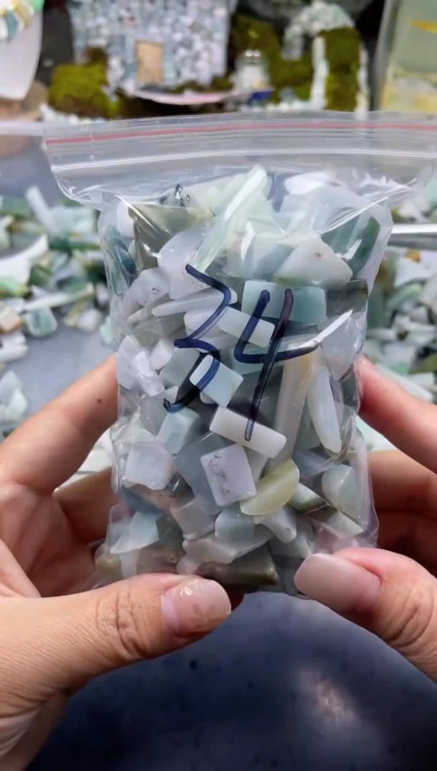 翡翠散珠天然翡翠小号500克34