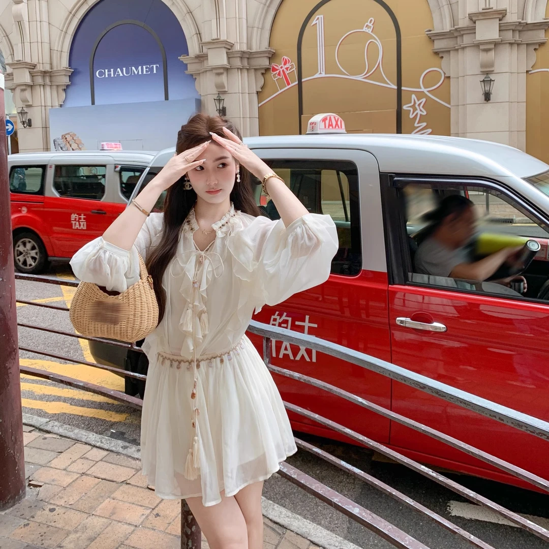 鱼兔子的兔子2025夏季度假风白色连衣裙女新款法式薄款时尚一整套