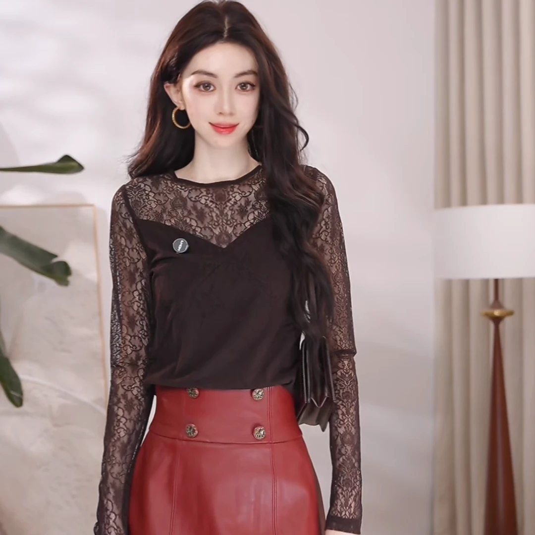 AMASS/阿玛施【都市“栗”人】拼接蕾丝圆领长袖时尚镂空修身530002