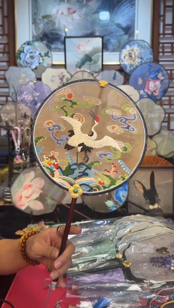扇子纯手工苏绣团扇 买一送一