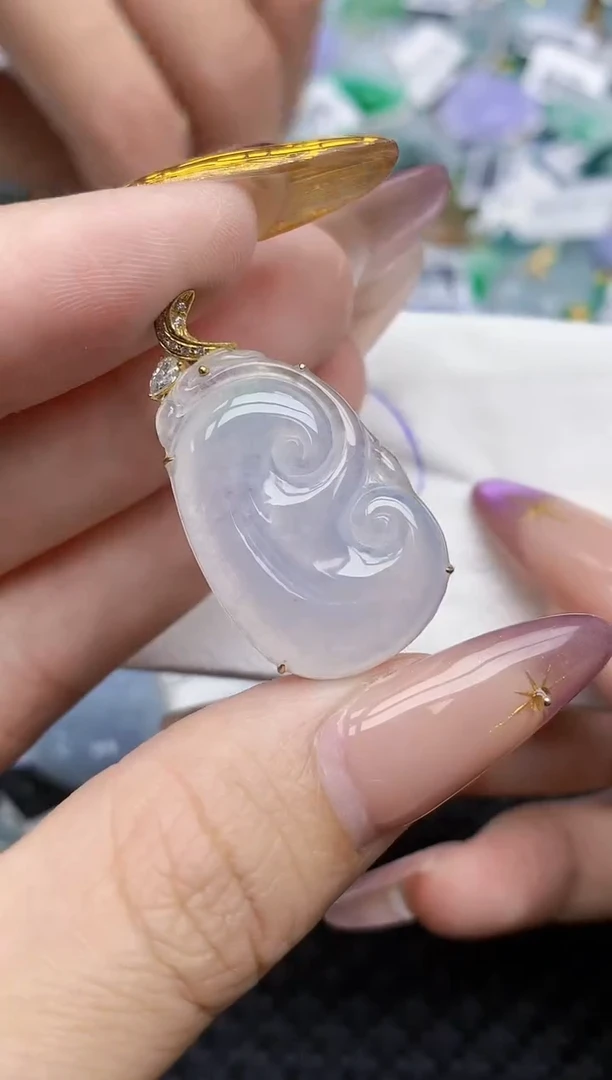 翡翠18K金镶嵌颈饰37   天然翡翠A货  百元以上9米证书费自理