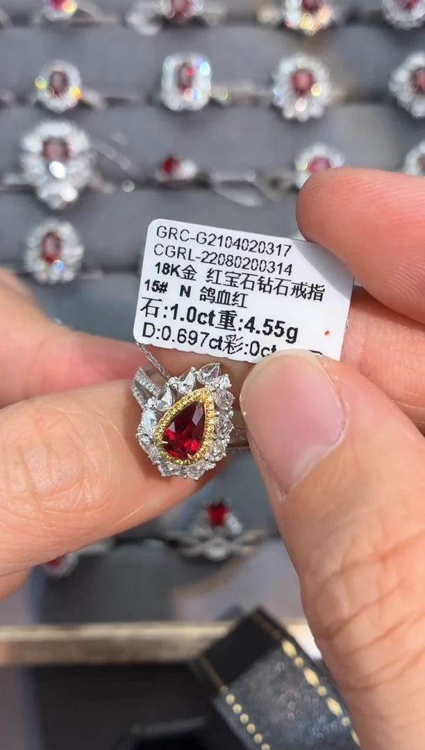18K金镶嵌戒指红宝石【闪购】1.0ct/七天鉴赏/无烧鸽血红