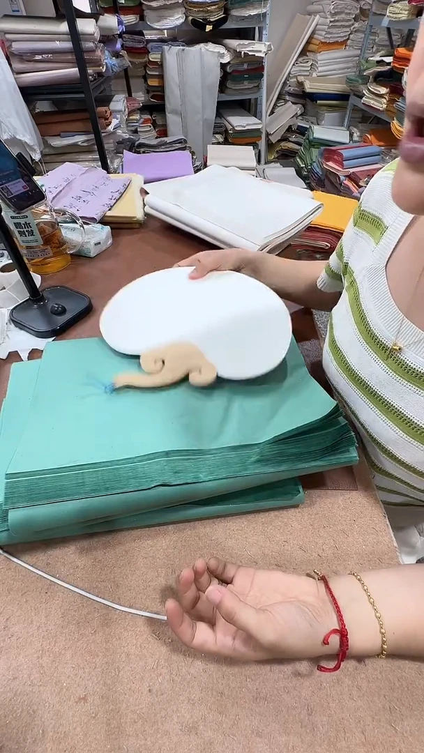 34*68釉青色光板真银50张