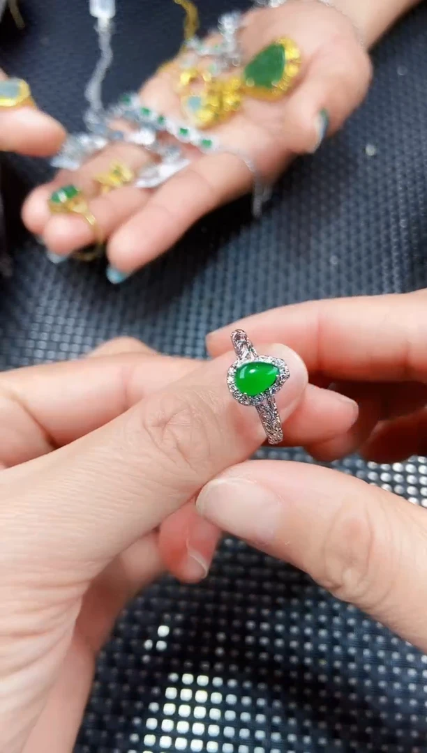 【闪购商品】翡翠戒指未镶嵌11111111