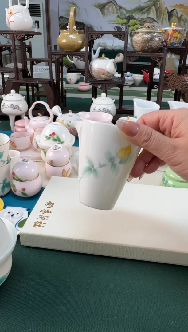 【闪购商品】瓷器 ······.......