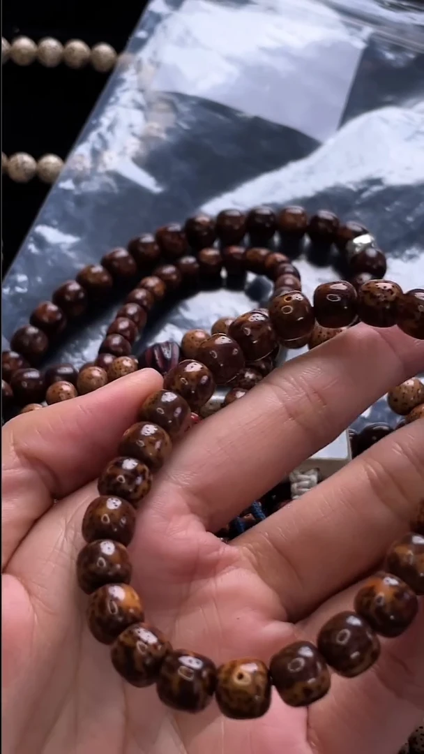 手串星月菩提精工级中珀金花皮桶珠9*8手串