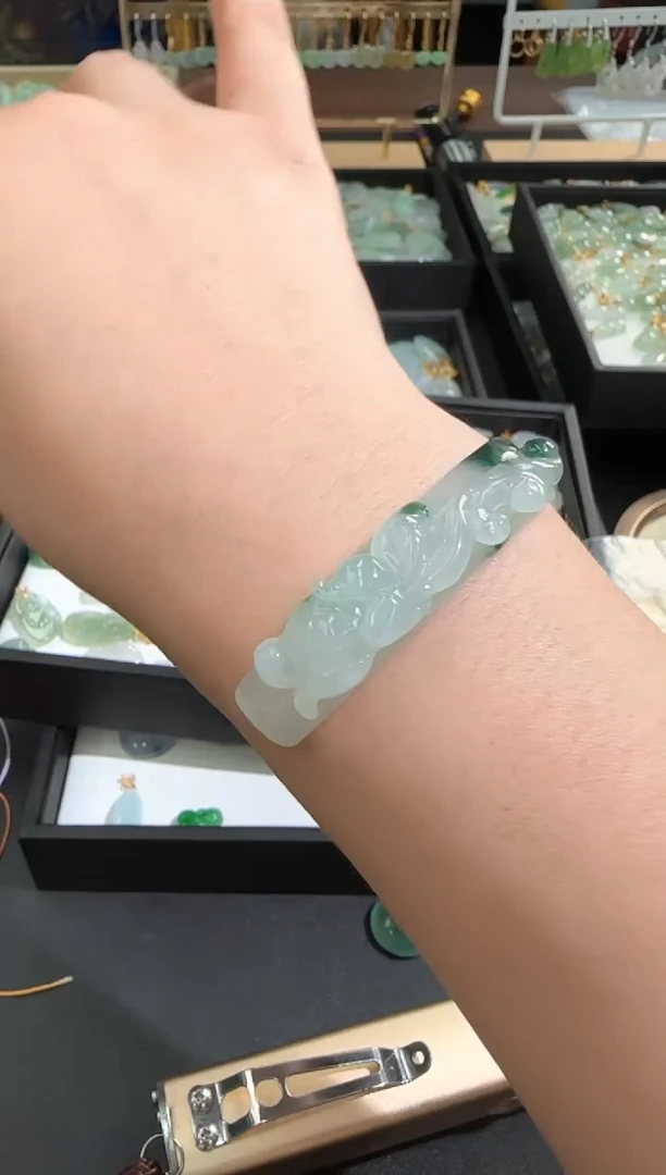【闪购商品】定制翡翠未镶嵌250202474