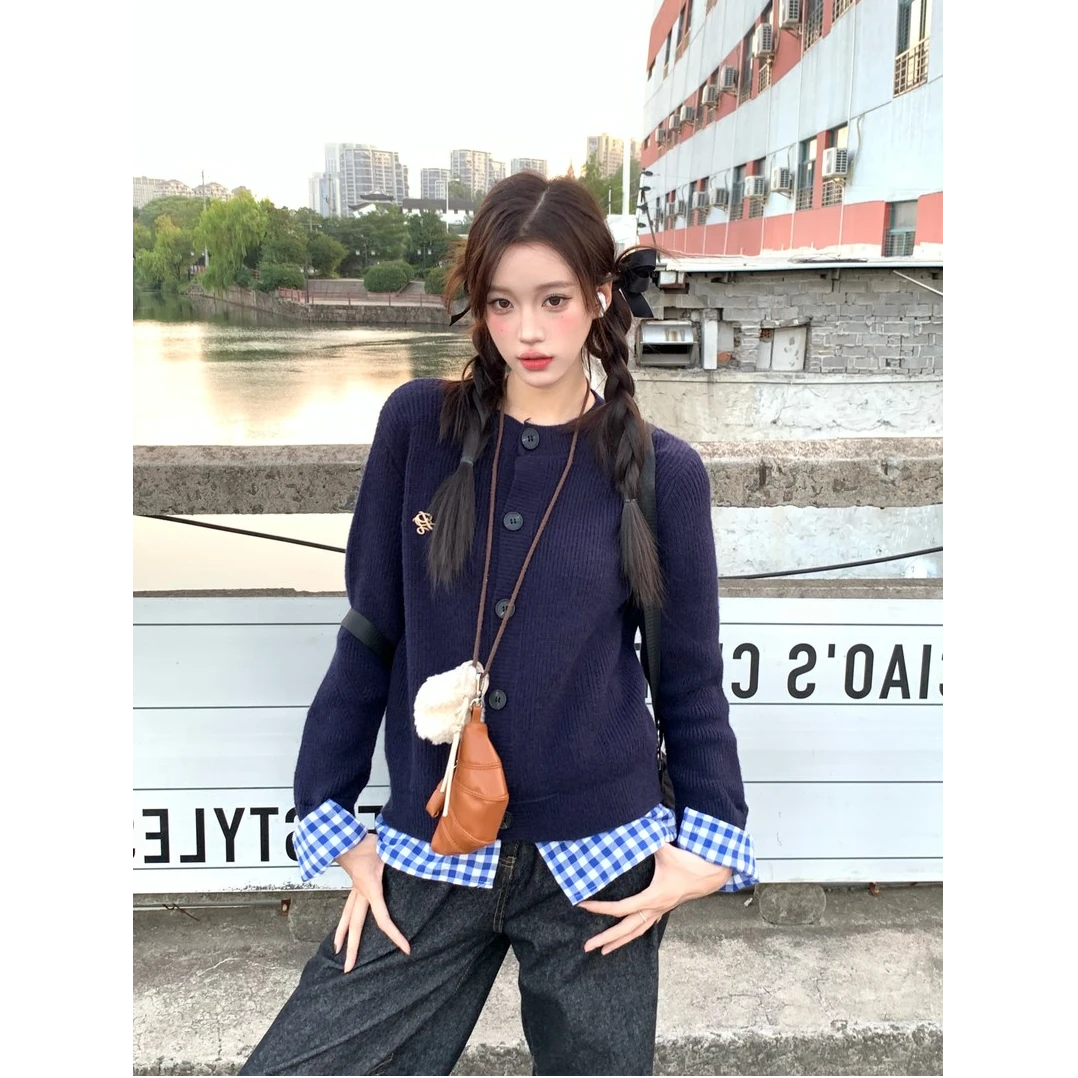 炸街高级感学院风秋冬新款假两件针织开衫女百搭设计感拼接毛衣