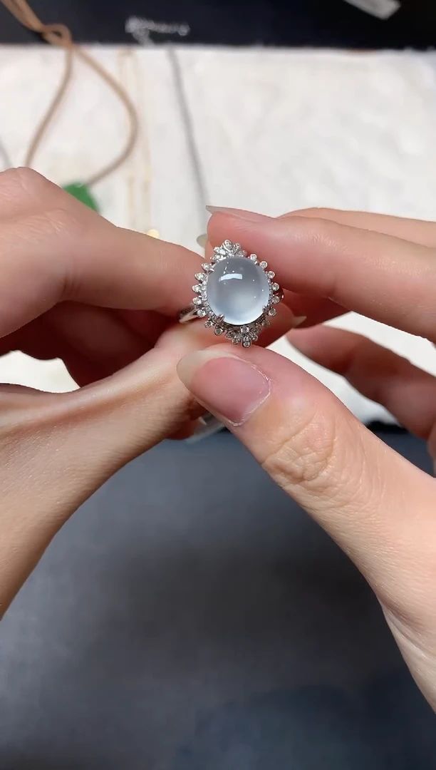 18K金镶嵌戒指翡翠W165|15800