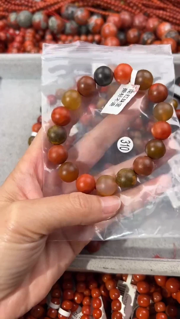 南红玛瑙手串未镶嵌12+