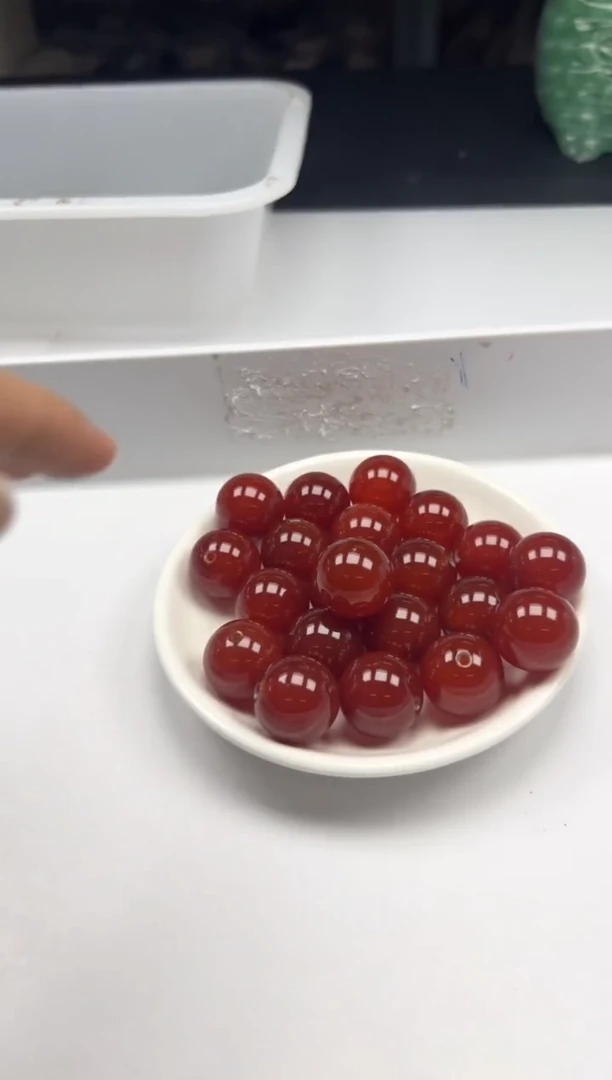 南红玛瑙未镶嵌颈饰w557牛血红南红20mm*1颗