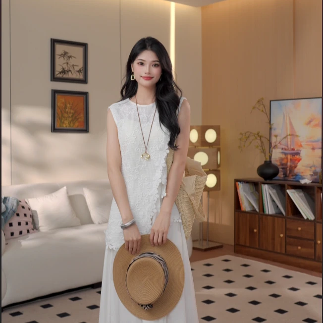 夏季百搭极简风刺绣无袖蕾丝打底衫勾花镂空通勤风8232520203