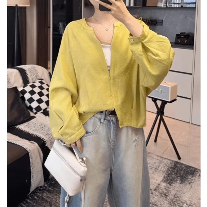 韩系ins松弛感白色衬衫女2025秋季设计感小众宽松百搭V领薄款衬衣