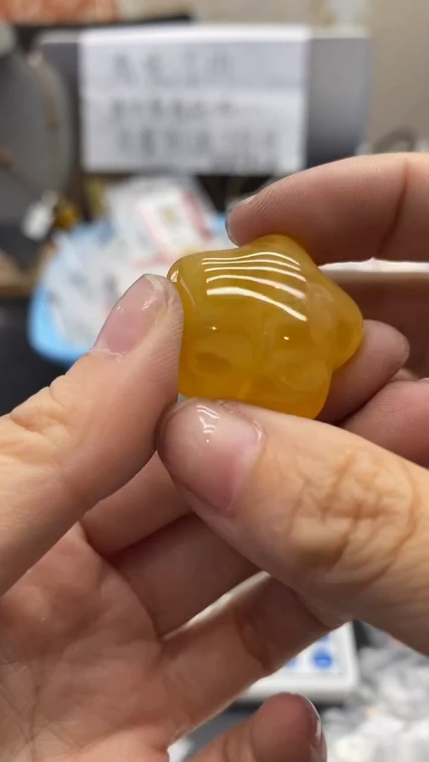 琥珀未镶嵌珠宝奇石2780