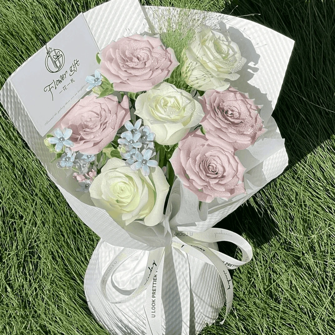 曼塔白玫瑰见面小花束鲜花送女友闺蜜小花束同城配送速递团购