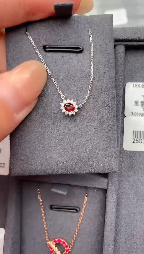 【闪购商品】红宝石颈饰18K金镶嵌红宝石项链
